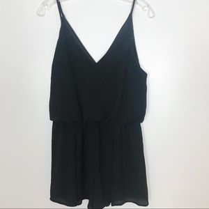 Sz M black vneck lined flowy romper by Sienna Sky
